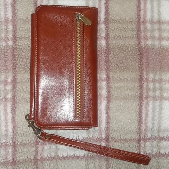 Cornmi womens leather wristlet - Picture 3 of 16